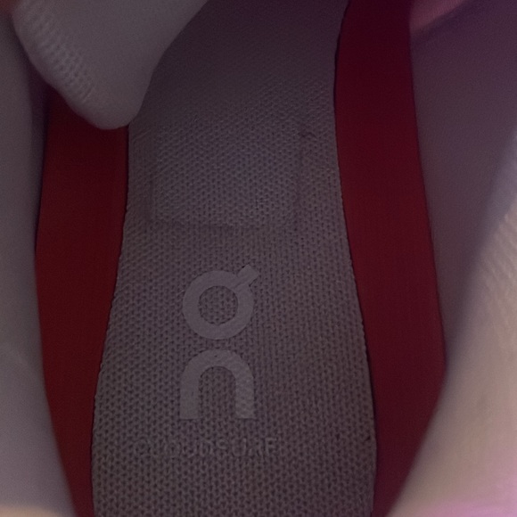 On cloud orange and white🧡🤍 - Picture 7 of 8